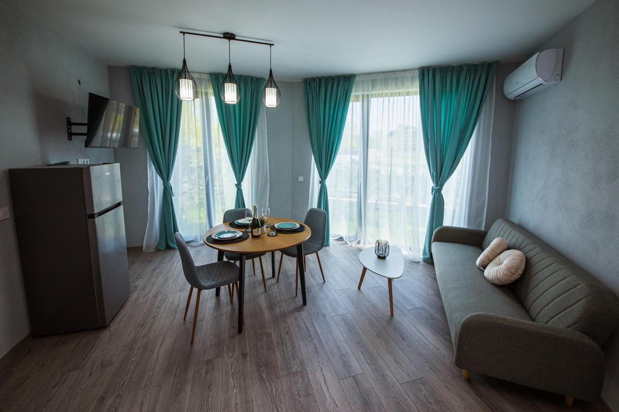 Athmospherevillaema Apartments Kranevo Esterno foto